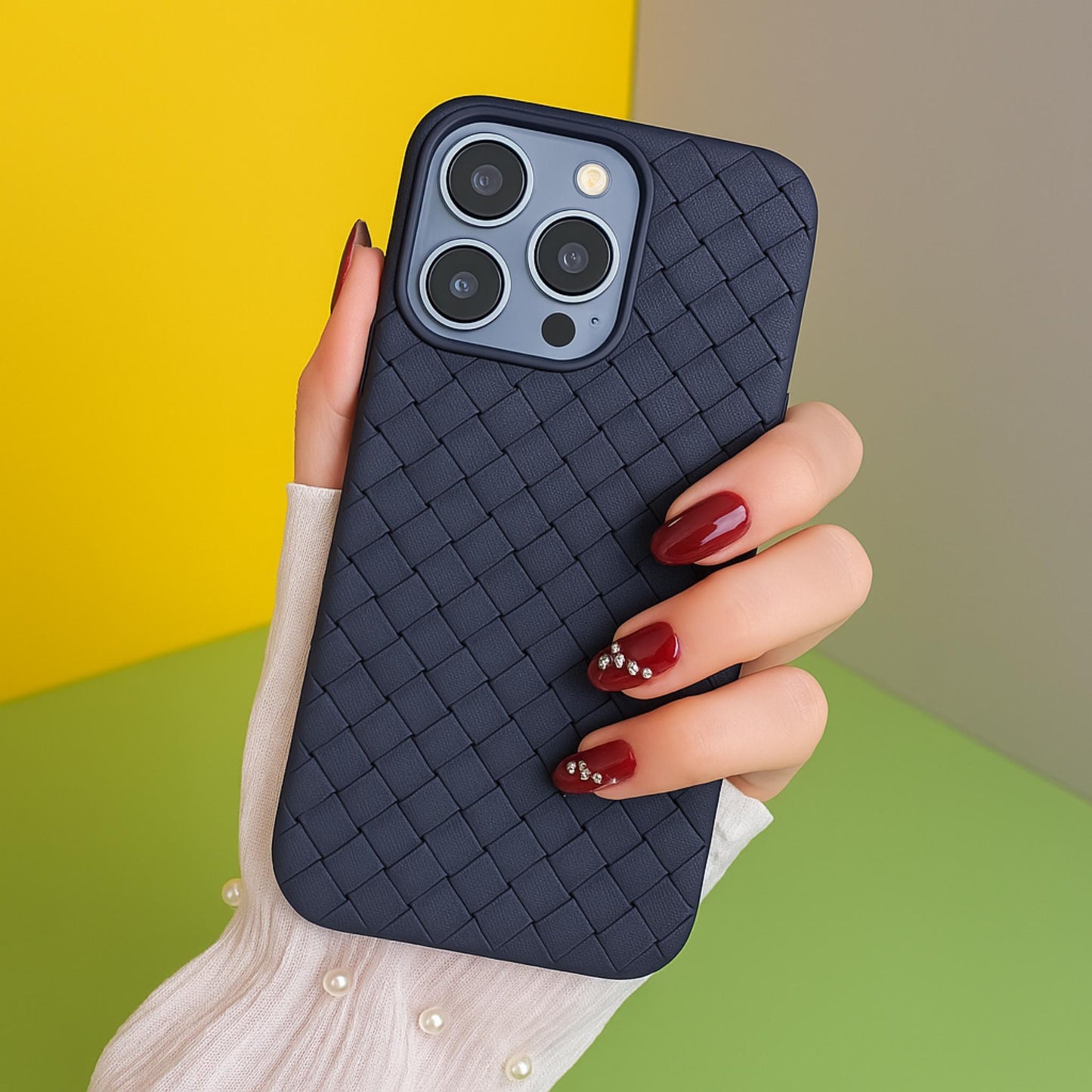 iPhone 15 Pro Woven Phone Case